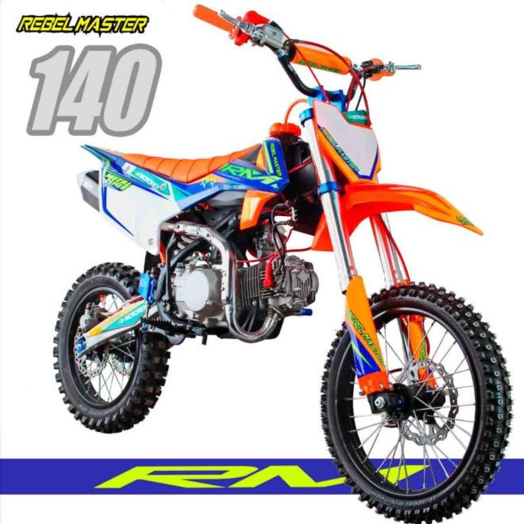 71CD1D9B 1590 46DE A2BF 2D372A5E727B